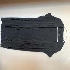 Barefoot dreams soft sleeveless cardigan